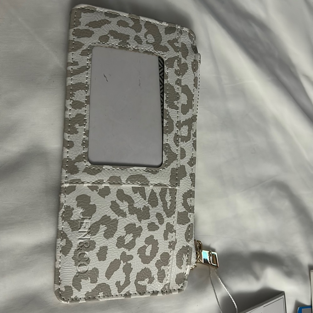 Wallet with 7 card slots